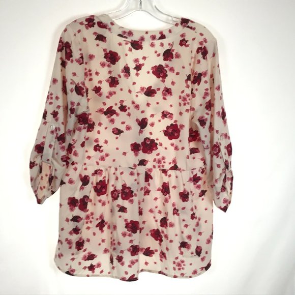😀 3 for $20 NWT Poema Button Front Floral Top - Picture 2 of 3